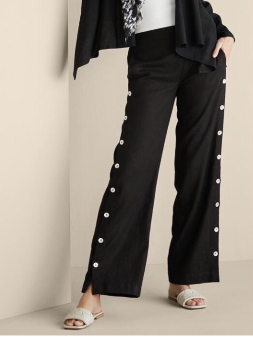 Soft Surroundings linen Wide-Leg Button-Trim Pants